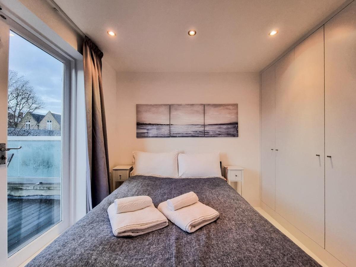 Pass The Keys Family Friendly 2 Bedroom Gem In Shepherd'S Bush London Kültér fotó