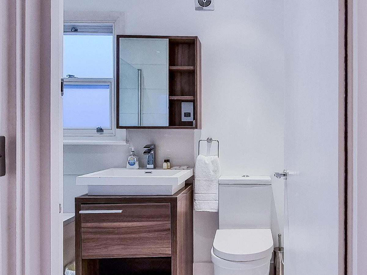 Pass The Keys Family Friendly 2 Bedroom Gem In Shepherd'S Bush London Kültér fotó