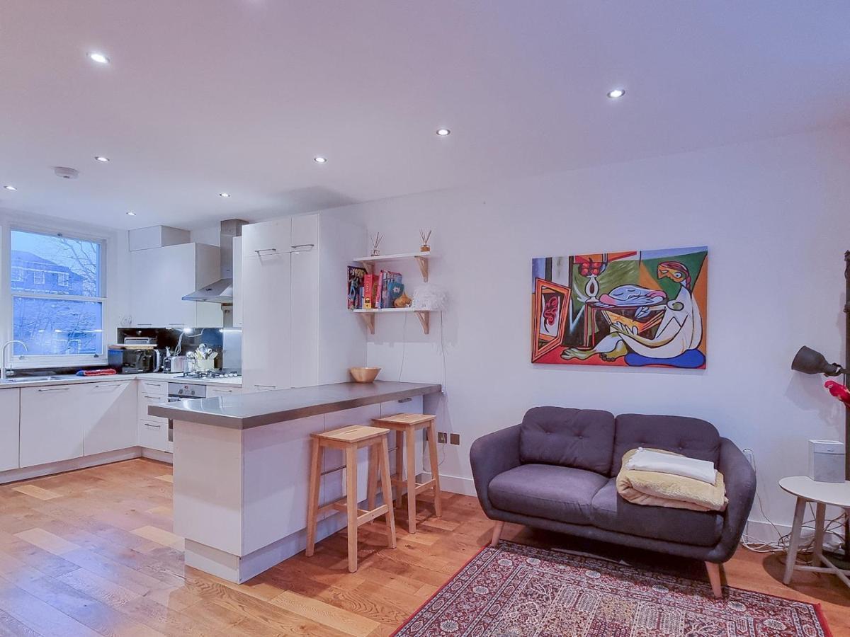 Pass The Keys Family Friendly 2 Bedroom Gem In Shepherd'S Bush London Kültér fotó