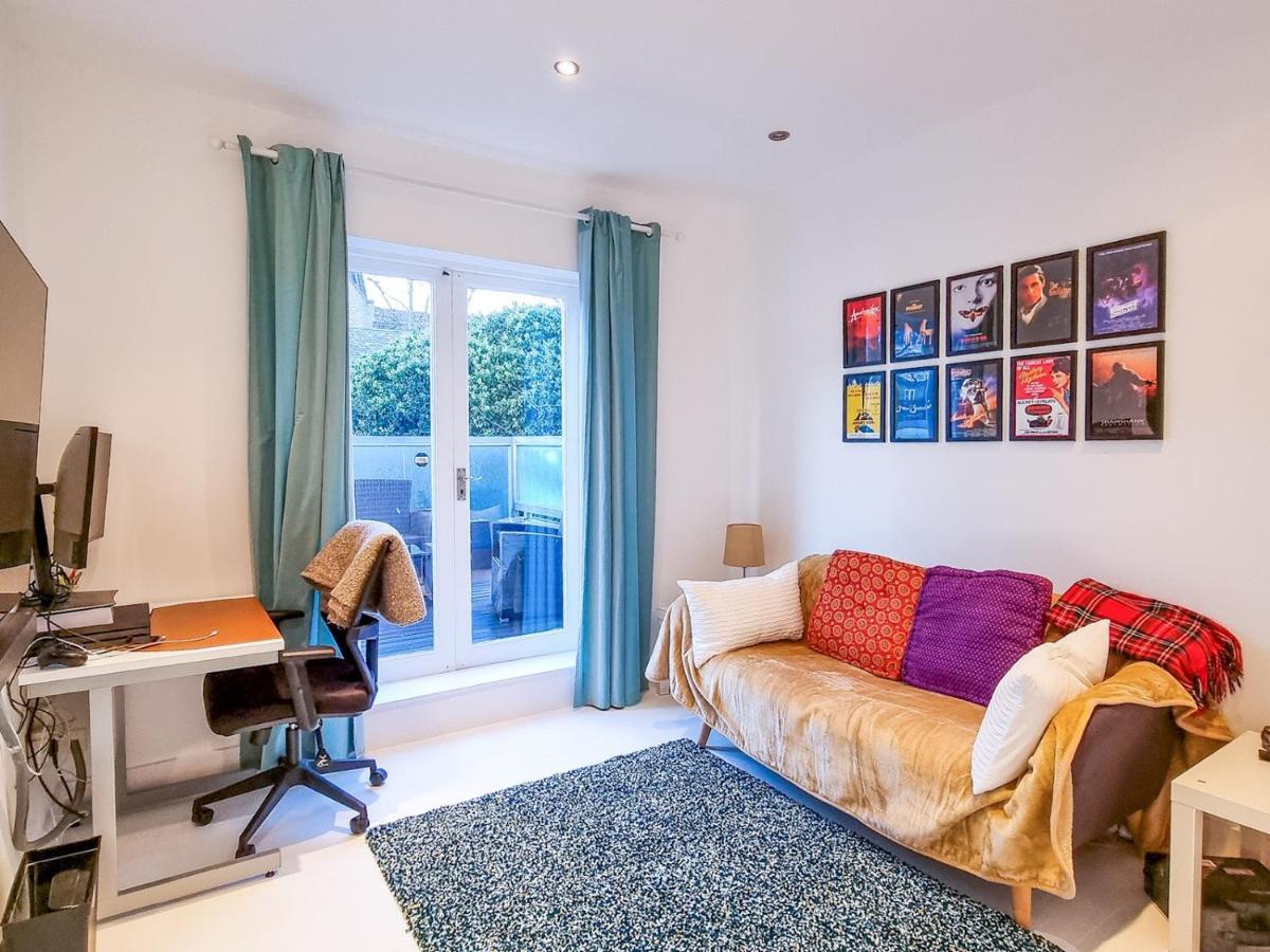 Pass The Keys Family Friendly 2 Bedroom Gem In Shepherd'S Bush London Kültér fotó
